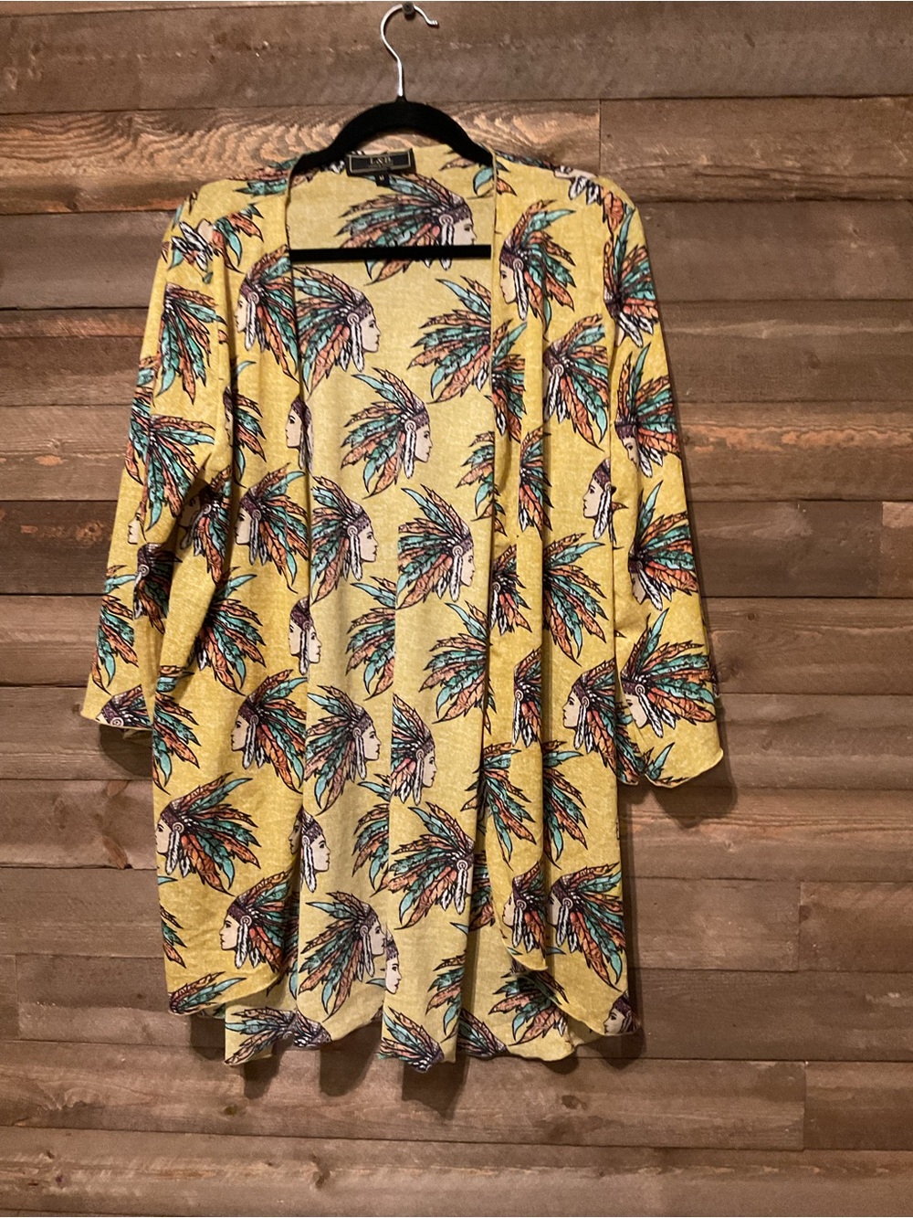 Lucky & Blessed Mustard Kimono Native American Headdress Print Women’s Medium